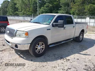 2007 Ford F-150 XLT z VIN 1FTPW14V97FA04872, wystawiony jako IAAI lot #42699936 z przebiegiem 143 060 mil mil oraz . Historia ofert i sprzedaży dostępna na DreamBid. Obrazek 19.