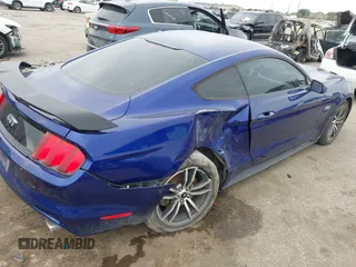 2015 Ford Mustang GT with VIN 1FA6P8CF5F5368602, listed as a IAAI auction lot 40959426 with 78,790 mi miles and . Bid and sale history available at carsss.com. Image 4.
