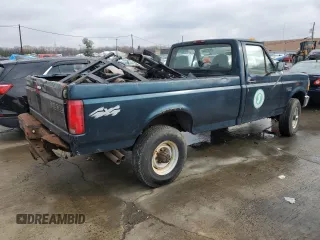 1997 Ford F-250 with VIN 1FTHF26H7VEC59430, listed as a Copart auction lot 81262134 with 55,525 mi miles and Clean Title. Bid and sale history available at carsss.com. Image 3.