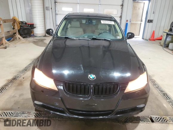 2011 BMW 3 Series 328i xDrive z VIN WBAPK5C57BF125958, wystawiony jako Copart lot #55773745 z przebiegiem 206 743 mil mil oraz Szkoda całkowita • Salvage title. Historia ofert i sprzedaży dostępna na DreamBid. Obrazek 5.
