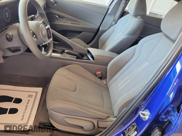 2024 Hyundai Elantra SEL with VIN KMHLM4DG9RU648650, listed as a IAAI auction lot 42853007 with 29,591 mi miles and . Bid and sale history available at DreamBid. Image 18.