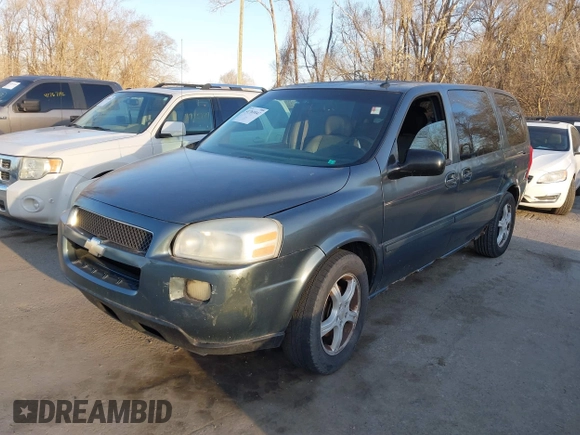 2005 Chevrolet Uplander LS with VIN 1GNDV23L05D265528, listed as a IAAI auction lot 41769042 with 292,570 mi miles. Bid and sale history available at carsss.com. Image 2.