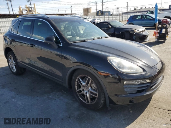 2012 Porsche Cayenne S z VIN WP1AB2A24CLA49620, wystawiony jako Copart lot #51384715 z przebiegiem Nie podano mil oraz Szkoda całkowita • Salvage title. Historia ofert i sprzedaży dostępna na DreamBid. Obrazek 4.