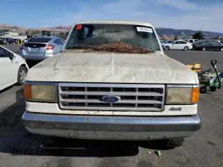 1989 Ford Bronco Custom with VIN 1FMEU15H0KLB48449, listed as a Copart auction lot 78316474 with 82,957 mi miles and Clean Title. Bid and sale history available at carsss.com. Image 5.