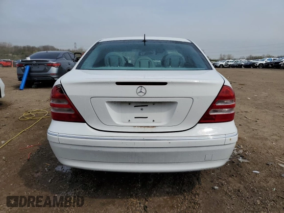2001 Mercedes-Benz C 320 z VIN WDBRF64J41F032524, wystawiony jako Copart lot #54593195 z przebiegiem 108 126 mil mil oraz Szkoda całkowita • Salvage title. Historia ofert i sprzedaży dostępna na DreamBid. Obrazek 6.