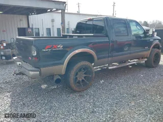 2006 Ford Super Duty F-250 XL with VIN 1FTSW21P86EB01104, listed as a IAAI auction lot 41660029 with 190,561 mi miles. Bid and sale history available at carsss.com. Image 4.