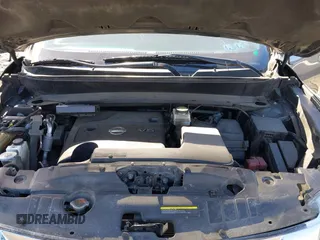 2016 Nissan Pathfinder S with VIN 5N1AR2MM1GC637454, listed as a IAAI auction lot 41640789 with 133,016 mi miles. Bid and sale history available at carsss.com. Image 10.