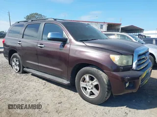 2008 Toyota Sequoia Ltd with VIN 5TDZY68A28S001143, listed as a IAAI auction lot 41303569 with 227,803 mi miles. Bid and sale history available at carsss.com. Image 1.