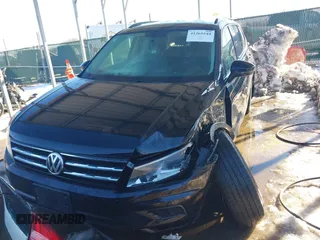 2021 Volkswagen Tiguan S with VIN 3VV0B7AXXMM118642, listed as a IAAI auction lot 41265544 with 35,410 mi miles. Bid and sale history available at carsss.com. Image 12.