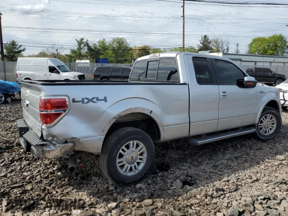 2014 Ford F-150 XL with VIN 1FTFX1EF1EKD35689, listed as a Copart auction lot 54390935 with 175,706 mi miles and Salvage Title. Bid and sale history available at carsss.com. Image 3.