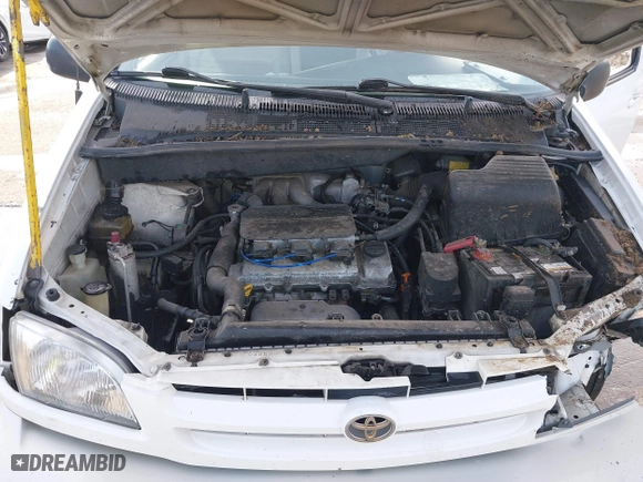 1998 Toyota Sienna LE with VIN 4T3ZF13C3WU074731, listed as a IAAI auction lot 41561965 with 174,130 mi miles. Bid and sale history available at carsss.com. Image 10.