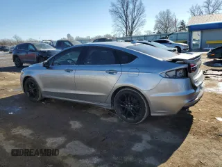 2020 Ford Fusion SE with VIN 3FA6P0HD8LR128879, listed as a Copart auction lot 89090425 with 129,784 mi miles and Salvage Title. Bid and sale history available at carsss.com. Image 2.