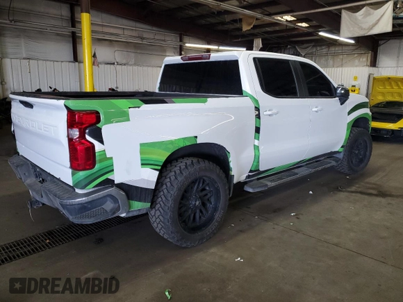 2022 Chevrolet Silverado 1500 LT with VIN 1GCUYDED8NZ167335, listed as a Copart auction lot 88039815 with 117,047 mi miles and Non Repairable. Bid and sale history available at DreamBid. Image 3.