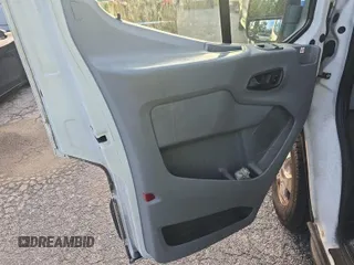2019 Ford Transit z VIN 1FTYR2XG7KKA95980, wystawiony jako IAAI lot #42786940 z przebiegiem 143 713 mil mil oraz . Historia ofert i sprzedaży dostępna na DreamBid. Obrazek 13.