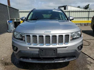 2017 Jeep Compass High Altitude with VIN 1C4NJDEB7HD109354, listed as a Copart auction lot 65372555 with 97,982 mi miles and Clean title. Bid and sale history available at DreamBid. Image 5.