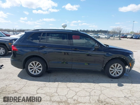 2019 Volkswagen Tiguan S with VIN 3VV0B7AX3KM119645, listed as a IAAI auction lot 41973924 with 100,914 mi miles and . Bid and sale history available at DreamBid. Image 14.