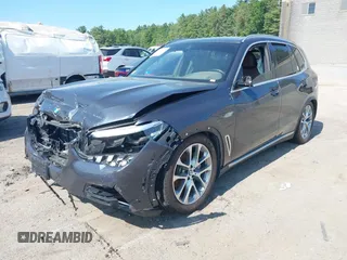 2020 BMW X5 xDrive40i with VIN 5UXCR6C06L9B16189, listed as a IAAI auction lot 42364103 with Not provided miles and . Bid and sale history available at DreamBid. Image 2.