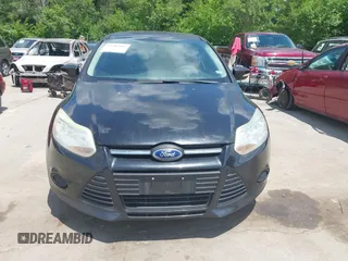 2013 Ford Focus SE z VIN 1FADP3F25DL262680, wystawiony jako IAAI lot #42682392 z przebiegiem 198 878 mil mil oraz . Historia ofert i sprzedaży dostępna na DreamBid. Obrazek 6.