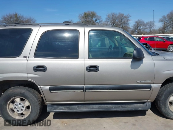 2001 Chevrolet Tahoe LS с VIN 1GNEC13T61J255280, выставлен на аукционе IAAI как лот 41663698 с пробегом 298 456 миль миль и . История ставок и продаж доступна на DreamBid. Изображение 13.