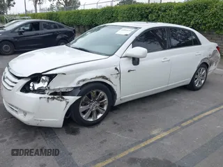 2007 Toyota Avalon XL with VIN 4T1BK36B67U245980, listed as a IAAI auction lot 42093193 with 272,108 mi miles. Bid and sale history available at carsss.com. Image 17.
