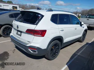 2022 Volkswagen Taos SE с VIN 3VVYX7B26NM043768, выставлен на аукционе IAAI как лот 41742891 с пробегом 53 885 миль миль и . История ставок и продаж доступна на DreamBid. Изображение 4.