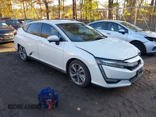 2018 Honda Clarity Plug-In Hybrid Touring with VIN JHMZC5F36JC004212, listed as a IAAI auction lot 40820397 with 90,106 mi miles. Bid and sale history available at carsss.com. Image 1.