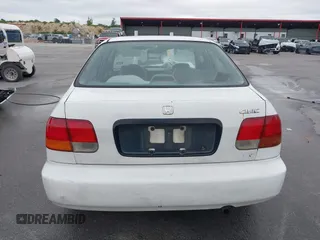 1997 Honda Civic LX z VIN 2HGEJ6676VH534795, wystawiony jako IAAI lot #42170378 z przebiegiem 228 033 mil mil oraz . Historia ofert i sprzedaży dostępna na DreamBid. Obrazek 17.