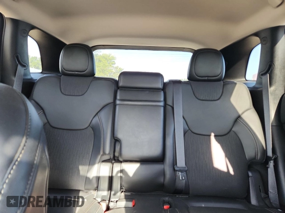 2018 Jeep Cherokee Latitude Plus с VIN 1C4PJMLX3JD609413, выставлен на аукционе Copart как лот 63095615 с пробегом 27 923 миль миль и Списание • Salvage title. История ставок и продаж доступна на DreamBid. Изображение 10.