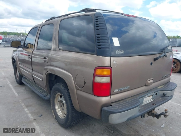 2003 Chevrolet Tahoe Z71 with VIN 1GNEK13Z43R155495, listed as a IAAI auction lot 42029728 with 393,493 mi miles. Bid and sale history available at carsss.com. Image 3.