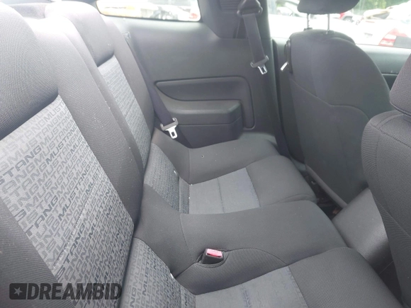 2006 Ford Mustang Standard with VIN 1ZVHT80N765239610, listed as a IAAI auction lot 42454146 with 146,261 mi miles and . Bid and sale history available at DreamBid. Image 8.