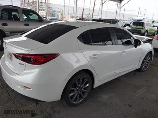 2018 Mazda Mazda3 4-Door Touring with VIN 3MZBN1V38JM238516, listed as a IAAI auction lot 41895686 with 190,914 mi miles. Bid and sale history available at carsss.com. Image 4.