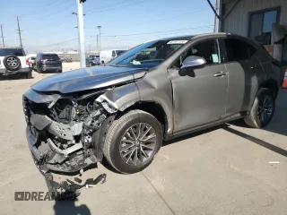 2023 Lexus NX 250 z VIN 2T2ADCAZ8PC003490, wystawiony jako Copart lot #82197104 z przebiegiem 5 449 mil mil oraz Szkoda całkowita • Salvage title. Historia ofert i sprzedaży dostępna na DreamBid. Obrazek 1.