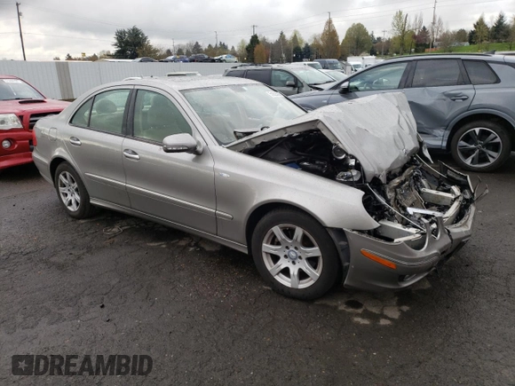 2008 Mercedes-Benz E 320 with VIN WDBUF22X98B323435, listed as a Copart auction lot 51623005 with 108,676 mi miles and Salvage Title. Bid and sale history available at DreamBid. Image 4.