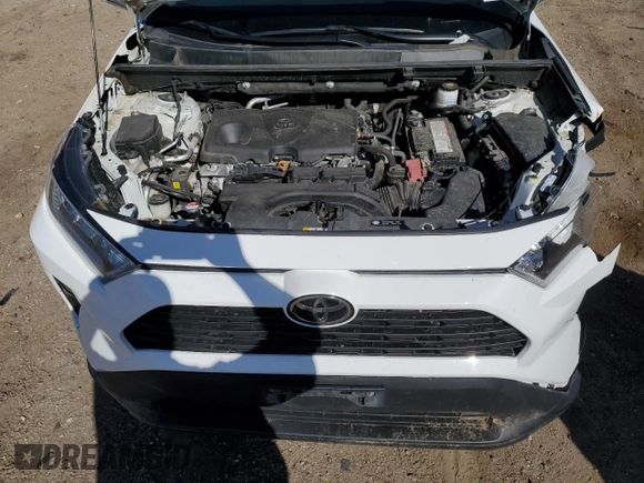 2020 Toyota RAV4 XLE Premium with VIN 2T3C1RFV8LW076549, listed as a Copart auction lot 49922535 with 136,074 mi miles and Salvage Title. Bid and sale history available at carsss.com. Image 12.