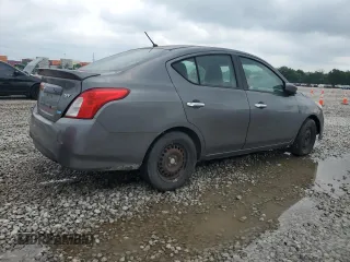 2016 Nissan Versa SV z VIN 3N1CN7AP4GL819029, wystawiony jako Copart lot #64666945 z przebiegiem Nie podano mil oraz Czysty tytuł • Clean title. Historia ofert i sprzedaży dostępna na DreamBid. Obrazek 3.