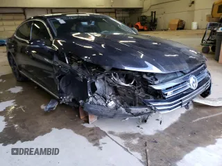 2019 Volkswagen Arteon SE R-Line с VIN WVWFR7AN5KE030877, выставлен на аукционе Copart как лот 71650232 с пробегом 25 603 миль миль и . История ставок и продаж доступна на DreamBid. Изображение 4.
