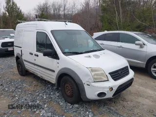 2011 Ford Transit Connect XLT z VIN NM0LS7DN0BT047419, wystawiony jako IAAI lot #41876029 z przebiegiem 143 953 mil mil oraz . Historia ofert i sprzedaży dostępna na DreamBid. Obrazek 1.