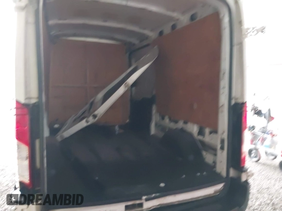 2020 Ford Transit Cargo z VIN 1FTBR1C83LKB20325, wystawiony jako IAAI lot #42316284 z przebiegiem 248 734 mil mil oraz . Historia ofert i sprzedaży dostępna na DreamBid. Obrazek 16.