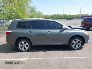 2010 Toyota Highlander Limited with VIN 5TDDK3EH4AS026823, listed as a IAAI auction lot 42165532 with 231,384 mi miles and . Bid and sale history available at DreamBid. Image 13.