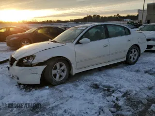 2003 Nissan Altima S with VIN 1N4AL11D93C135070, listed as a Copart auction lot 41577625 with 184,727 mi miles and Salvage Title. Bid and sale history available at carsss.com. Image 1.
