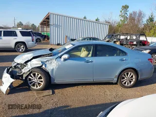 2010 Lexus ES 330 with VIN JTHBK1EG4A2401912, listed as a IAAI auction lot 41225063 with 171,678 mi miles and . Bid and sale history available at DreamBid. Image 14.