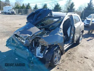 2021 Chevrolet Trax LT with VIN KL7CJPSB4MB339238, listed as a IAAI auction lot 40836414 with 32,920 mi miles. Bid and sale history available at carsss.com. Image 17.