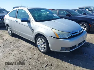 2008 Ford Focus SE with VIN 1FAHP33N48W114038, listed as a IAAI auction lot 41533744 with 143,065 mi miles. Bid and sale history available at carsss.com. Image 1.