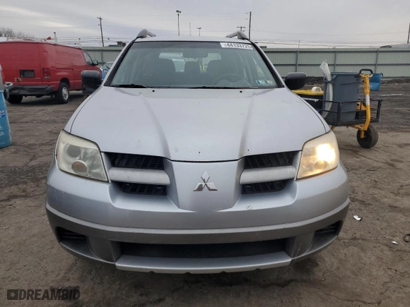 2006 Mitsubishi Outlander LS with VIN JA4LZ31F26U037182, listed as a Copart auction lot 44133725 with 241,823 mi miles and Salvage Title. Bid and sale history available at carsss.com. Image 5.