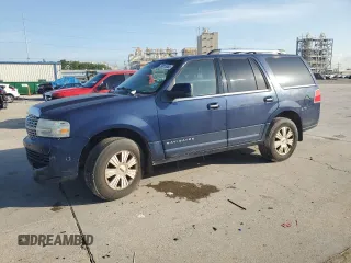 2010 Lincoln Navigator z VIN 5LMJJ2J58AEJ04689, wystawiony jako Copart lot #59013055 z przebiegiem 230 887 mil mil oraz Czysty tytuł • Clean title. Historia ofert i sprzedaży dostępna na DreamBid. Obrazek 1.