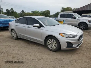 2019 Ford Fusion S with VIN 3FA6P0G70KR267348, listed as a Copart auction lot 50977645 with 83,507 mi miles and Salvage Title. Bid and sale history available at DreamBid. Image 4.
