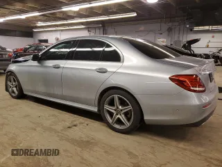 2018 Mercedes-Benz E-Class E 300 with VIN WDDZF4JBXJA476397, listed as a Copart auction lot 44720865 with 48,098 mi miles and Salvage Title. Bid and sale history available at carsss.com. Image 2.