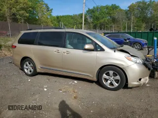 2014 Toyota Sienna LE AAS z VIN 5TDKK3DC2ES444056, wystawiony jako Copart lot #54064405 z przebiegiem 146 550 mil mil oraz Szkoda całkowita • Salvage title. Historia ofert i sprzedaży dostępna na DreamBid. Obrazek 4.