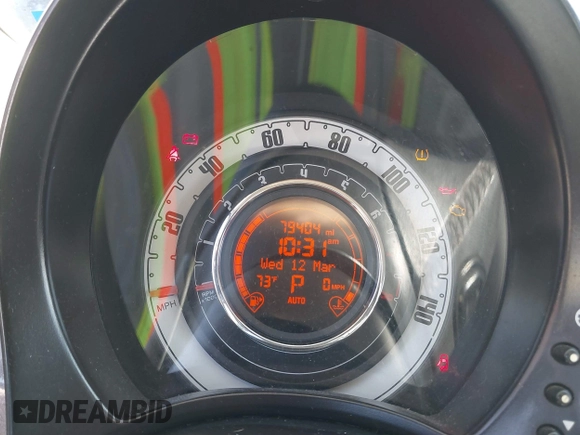 2014 FIAT 500 Pop z VIN 3C3CFFAR8ET236583, wystawiony jako IAAI lot #41787154 z przebiegiem 79 404 mil mil oraz . Historia ofert i sprzedaży dostępna na DreamBid. Obrazek 7.