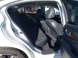 2016 Infiniti Q50 3.0t Premium with VIN JN1EV7AP9GM302775, listed as a IAAI auction lot 41633030 with 127,754 mi miles. Bid and sale history available at carsss.com. Image 8.